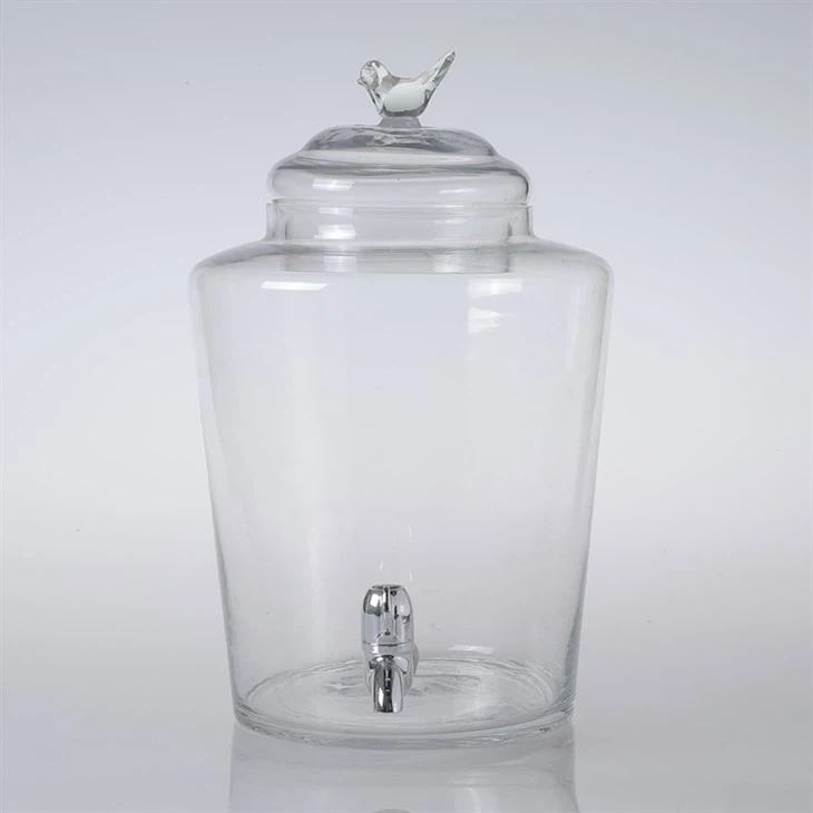 Teespender aus Glas mit Zapfen